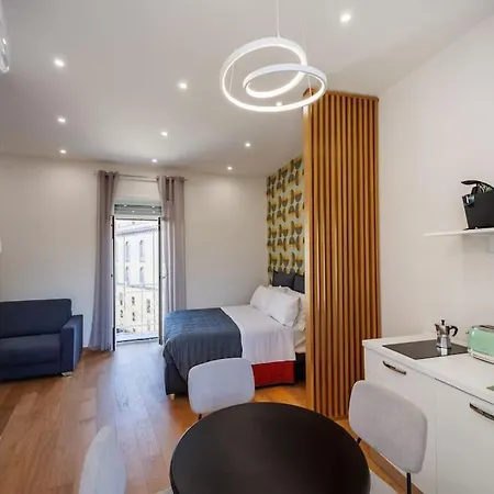 House In Decumani Entire By Houseinnaples